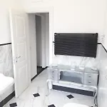 Πανσιόν Dora Aurea 4*