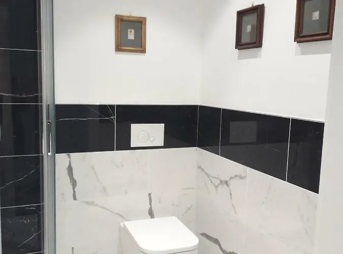 Dora Aurea Pensjonat 3*