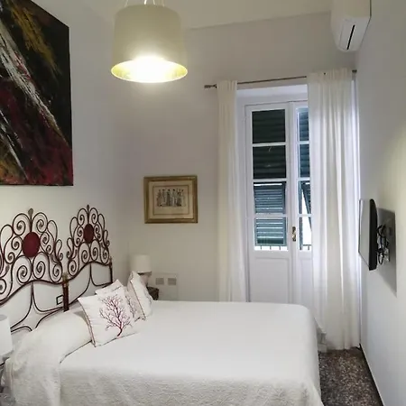 Dora Aurea Pensjonat Levanto